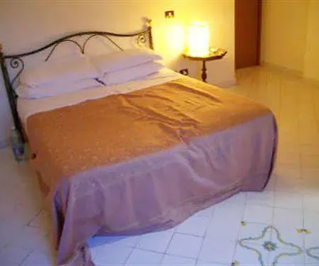 Szálloda Mami Camilla 2*